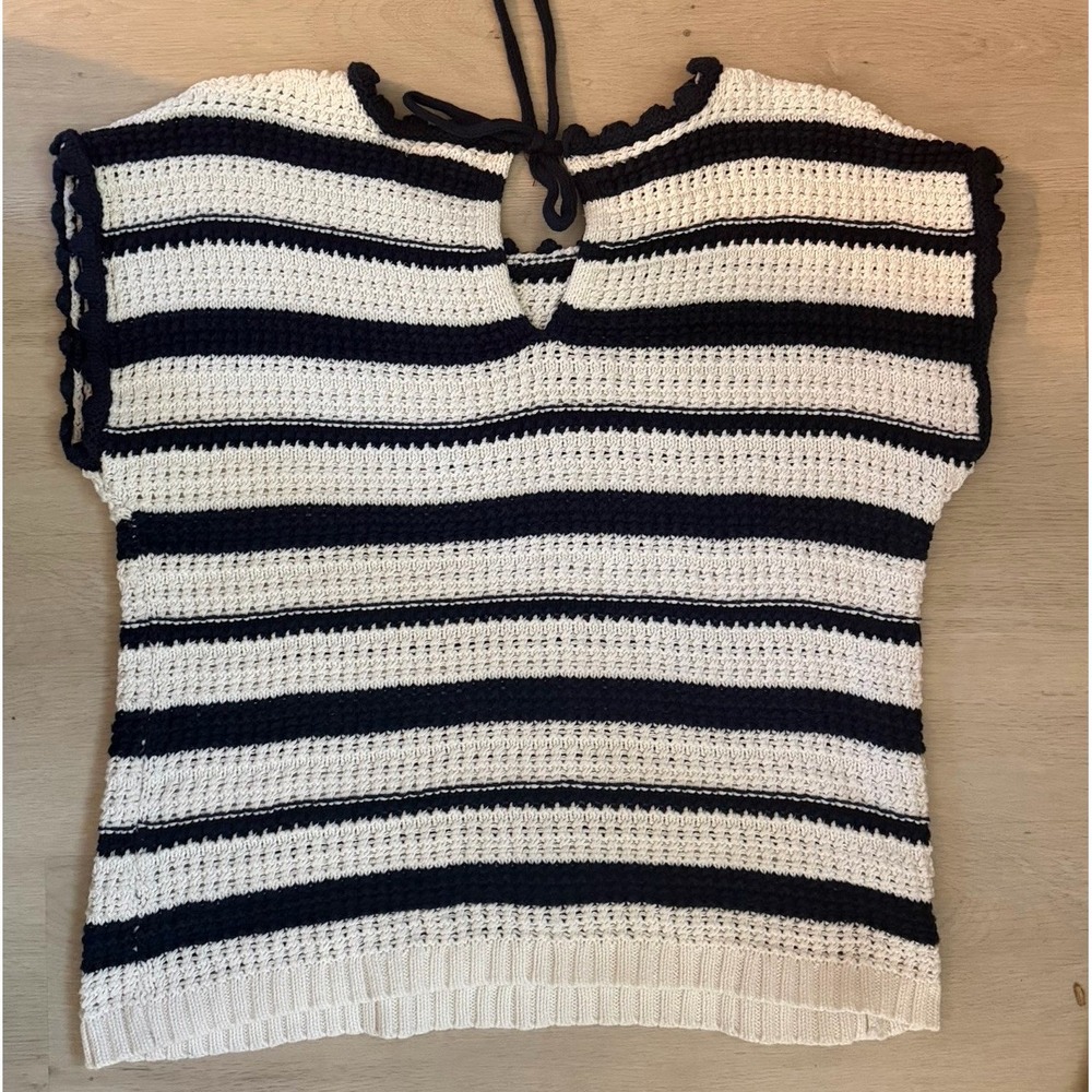 Blu Pepper Women's Short Sleeve Striped Crochet Sweater Navy Stripe Size Small - Picture 9 of 9